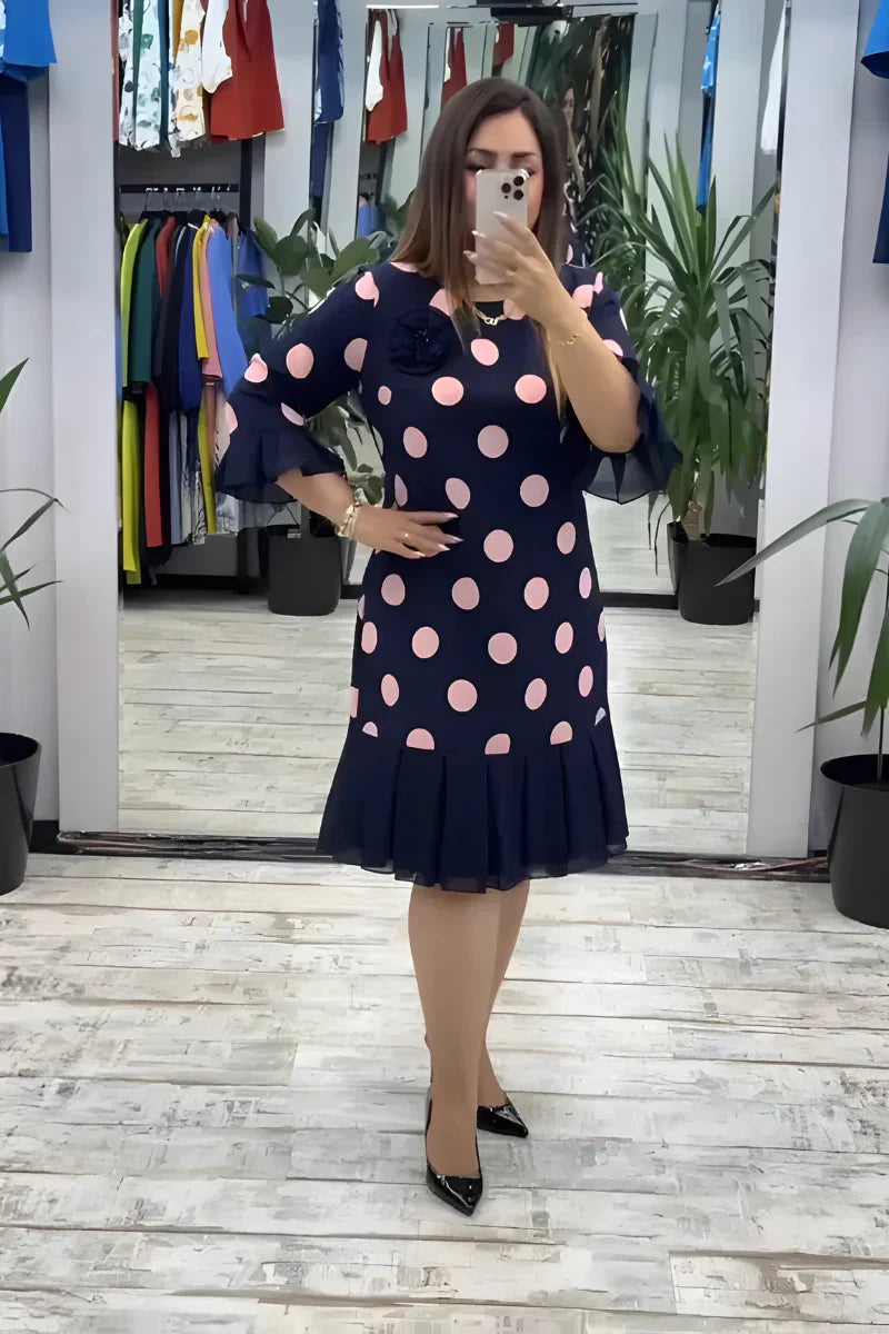 Kim | Elegante midi-jurk met flatterende pasvorm en tijdloze stijl