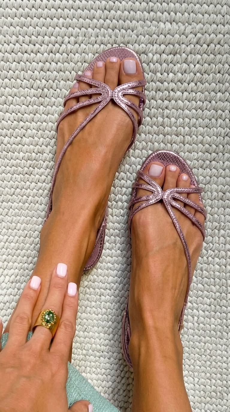 Laria™ | Gouden Sandalen met Zomerse Elegantie