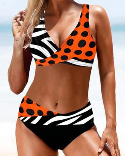 SURI | Kleurrijke en Elegante Bikini