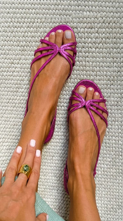 Laria™ | Gouden Sandalen met Zomerse Elegantie