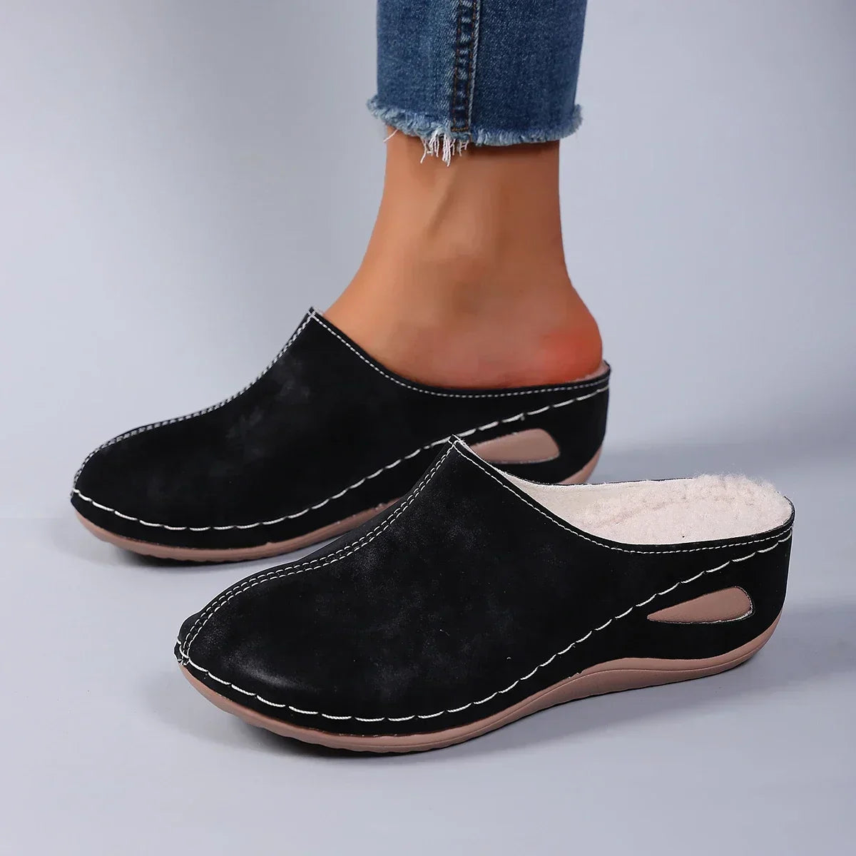 Orthopedische Pantoffels met Dagelijks Comfort en Tijdloze Huisstijl ARIA