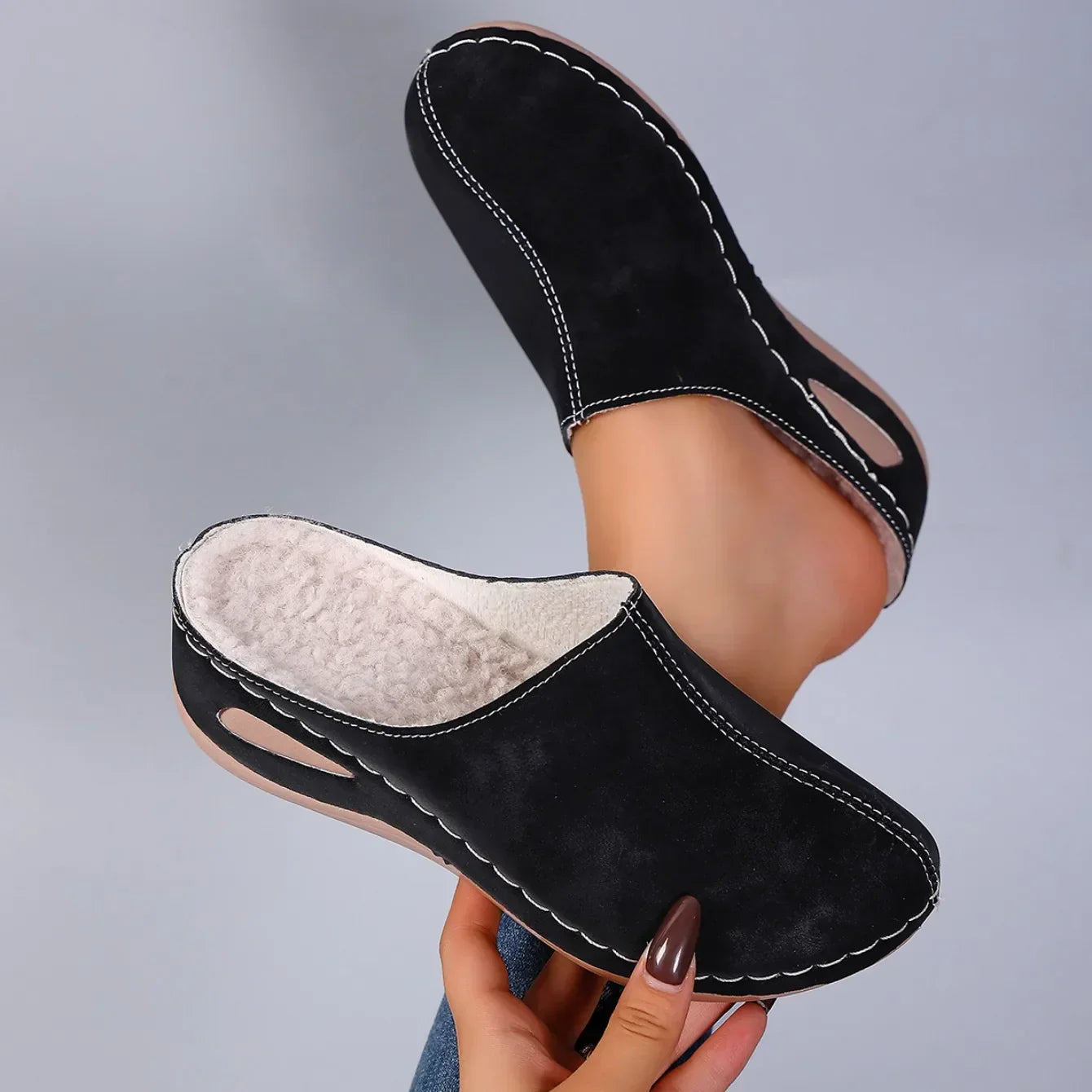 Orthopedische Pantoffels met Dagelijks Comfort en Tijdloze Huisstijl ARIA