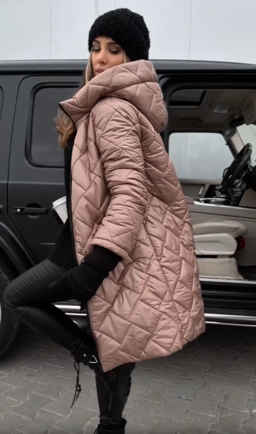 Maya | Elegante gewatteerde winterjas met capuchon