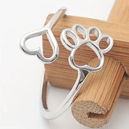 Pawlove ring met poot en hart