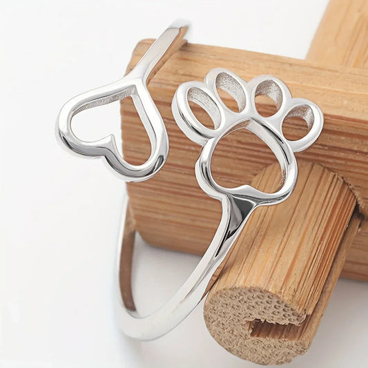 Pawlove ring met poot en hart